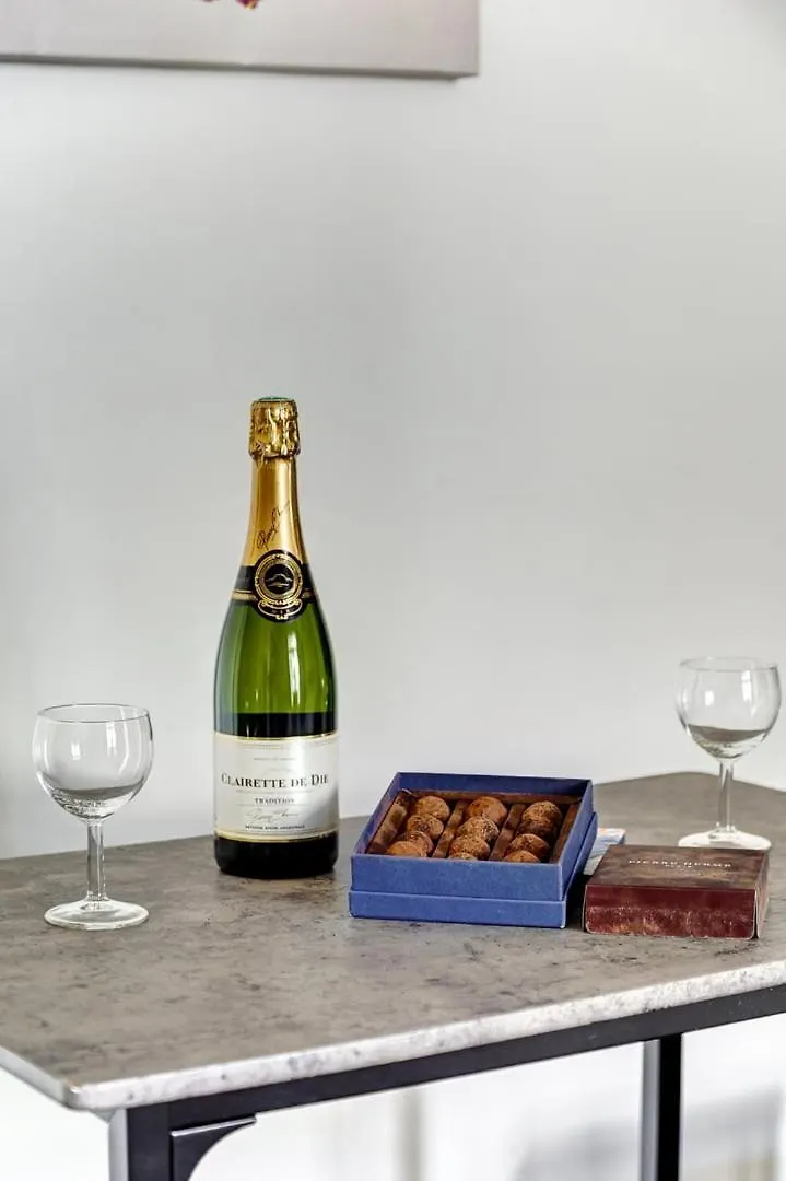 376 Suite Crillon - Superbe Appartement A パリ